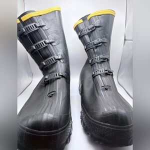 LaCrosse Men's ZXT 4 Buckle Black Overshoes size 10